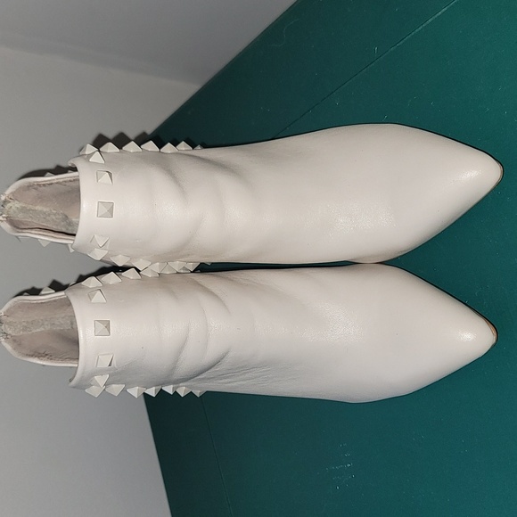 Booties - Picture 2 of 5